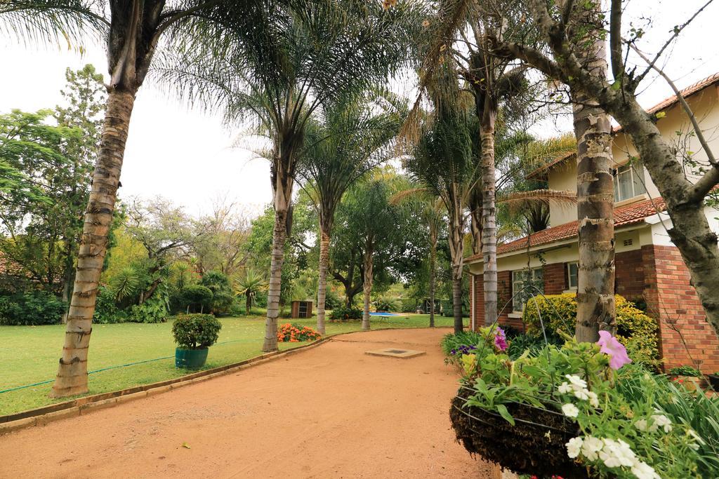 Hillside Manor Hotel Bulawayo Ngoại thất bức ảnh