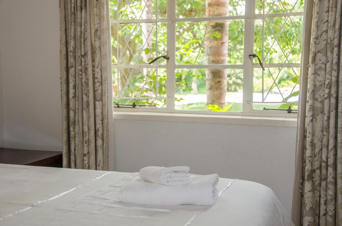 Hillside Manor Hotel Bulawayo Ngoại thất bức ảnh