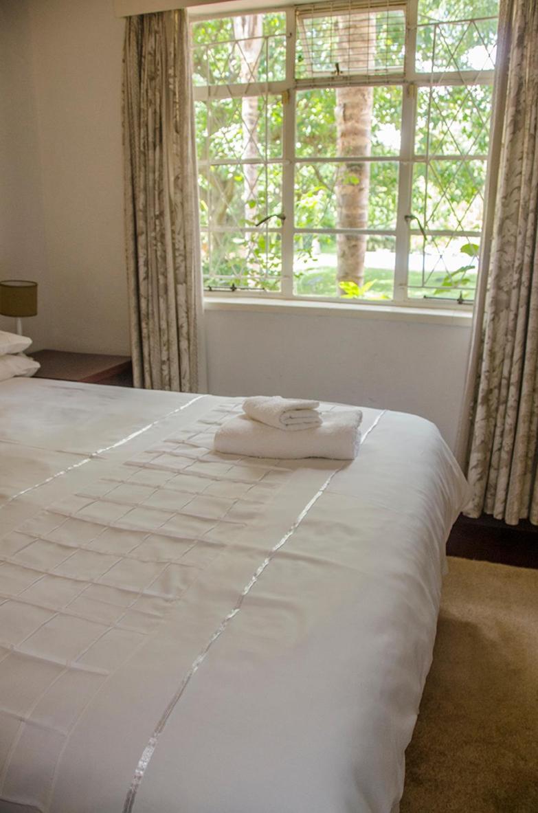 Hillside Manor Hotel Bulawayo Ngoại thất bức ảnh