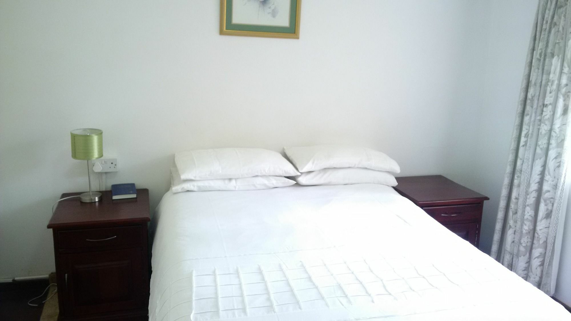 Hillside Manor Hotel Bulawayo Ngoại thất bức ảnh